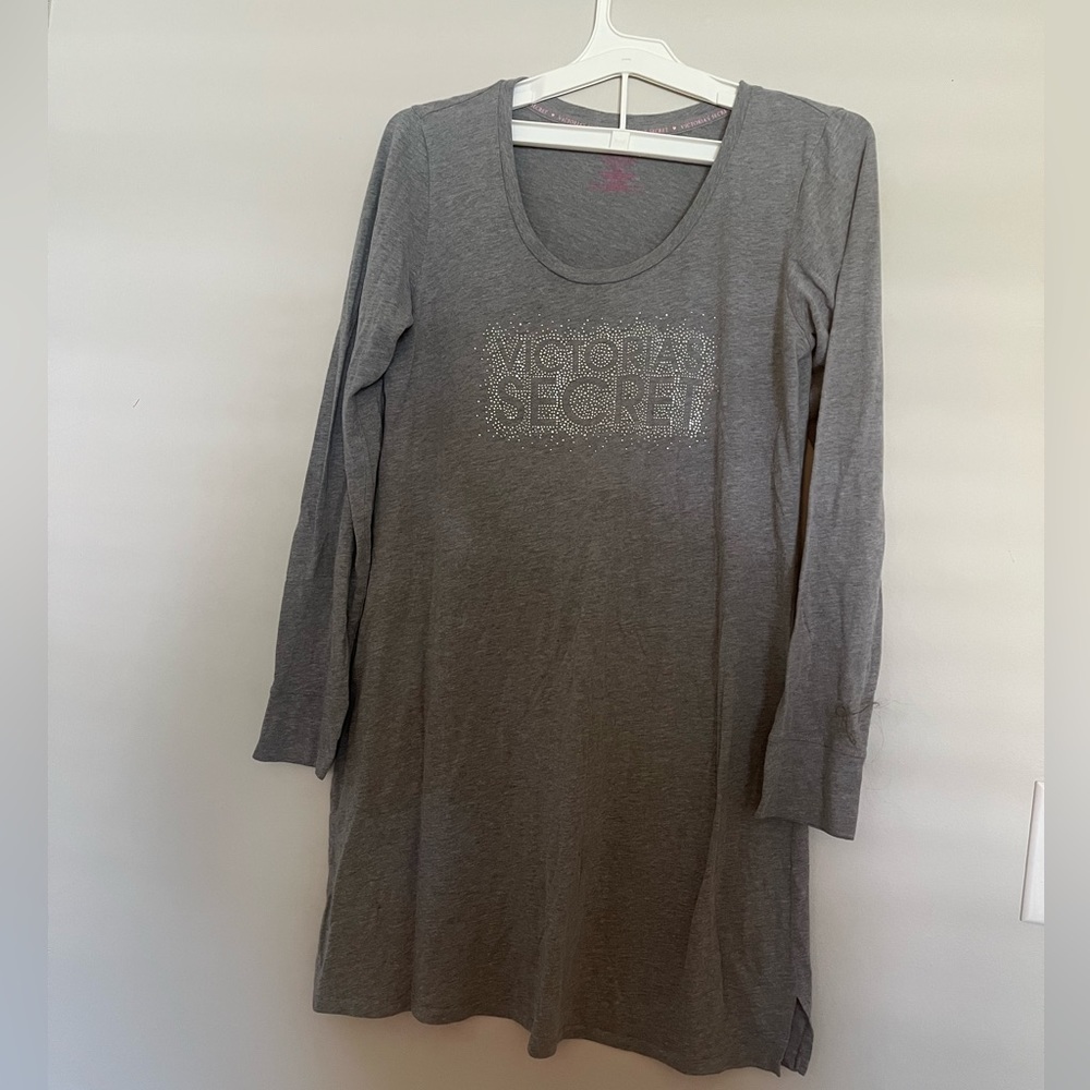 Victorias Secret nightgown pajamas grey long sleeves medium